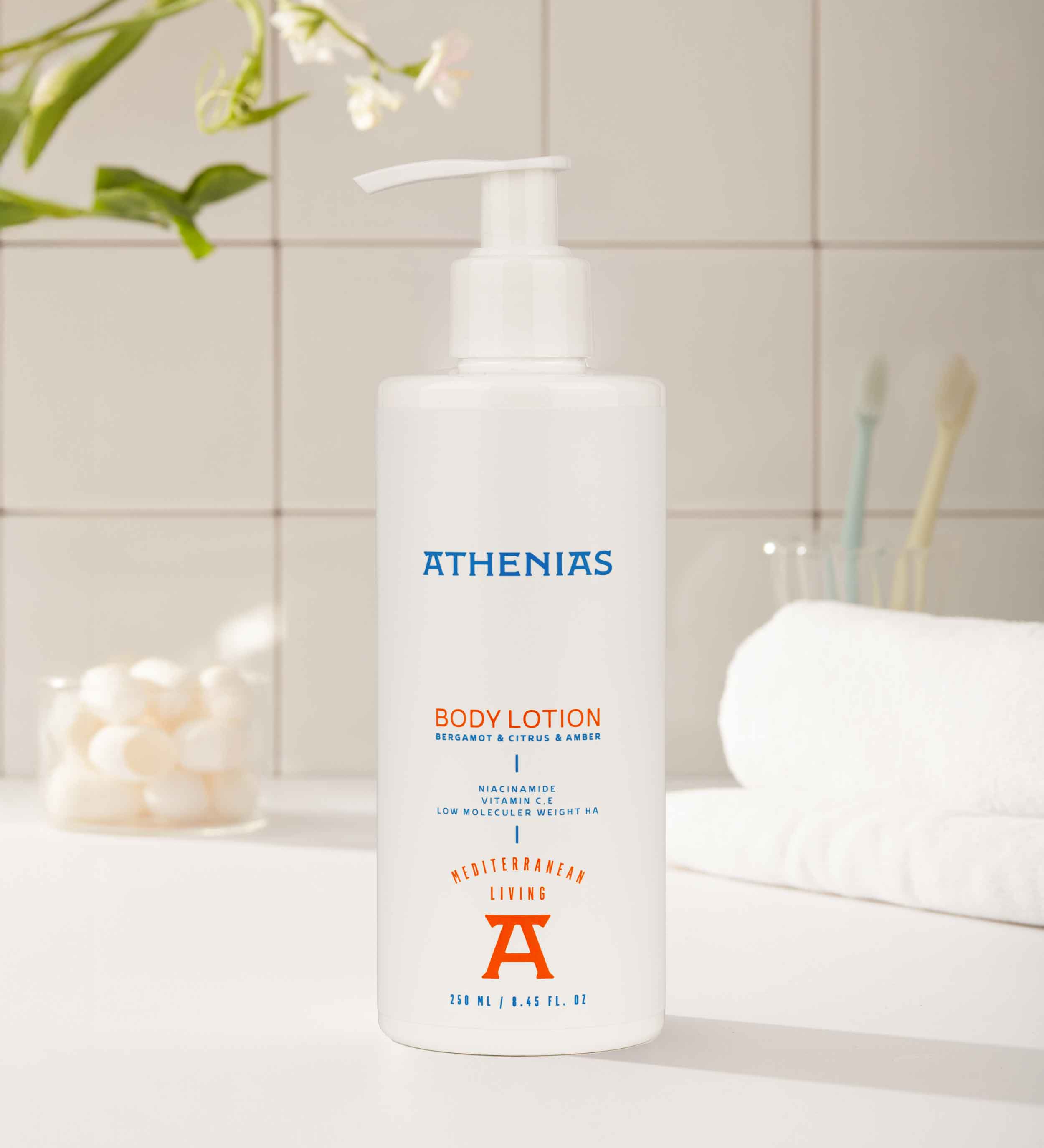 Athenias Niacinamide, E Ve C Vitamini İçeren Vücut Losyonu | Uzun Süre Nem + Cilt Tonu Eşitleyici