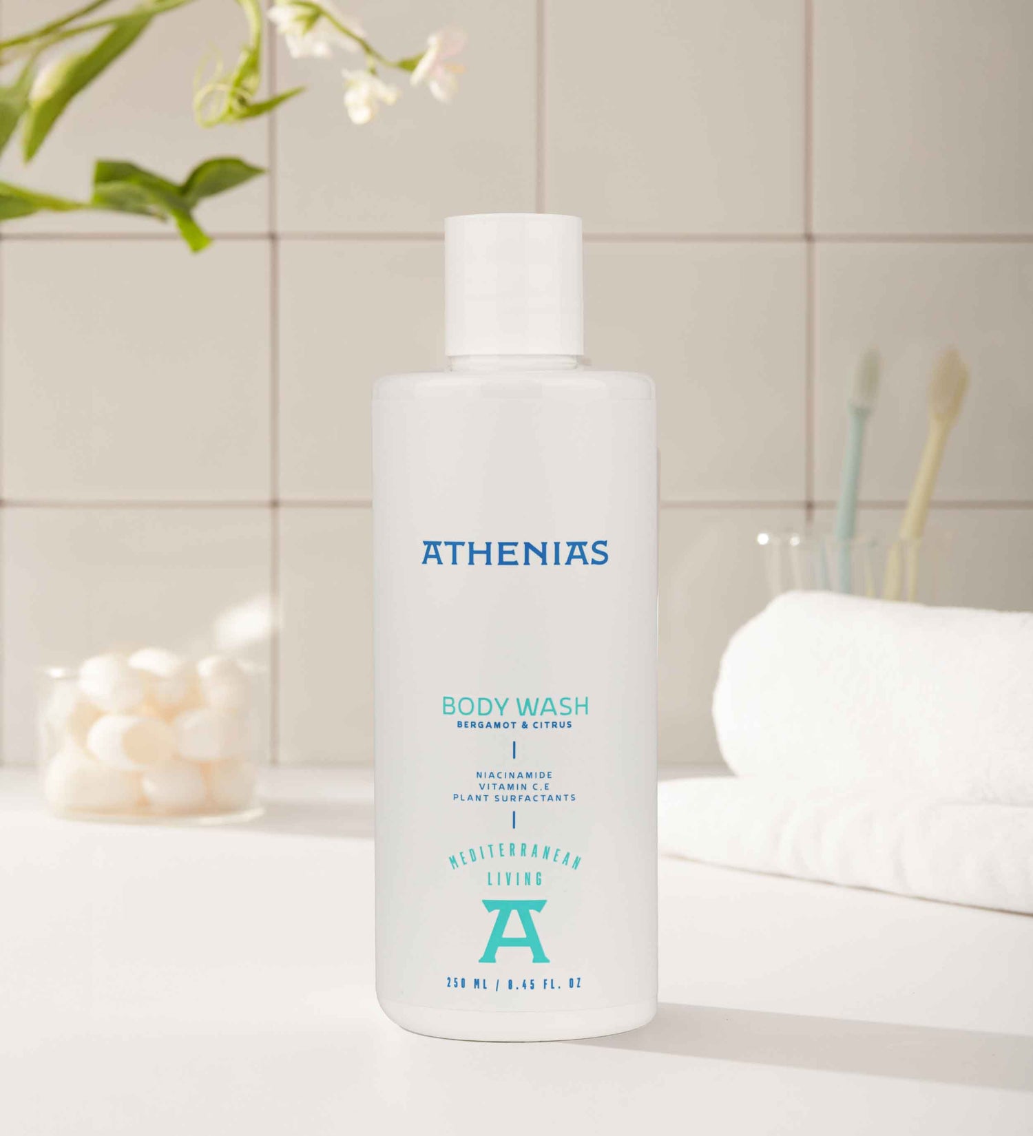 Athenias Niacinamide, E Ve C Vitamini İçeren Duş Jeli | SLS İçermeyen + Nemlendirici + SPA Keyfi